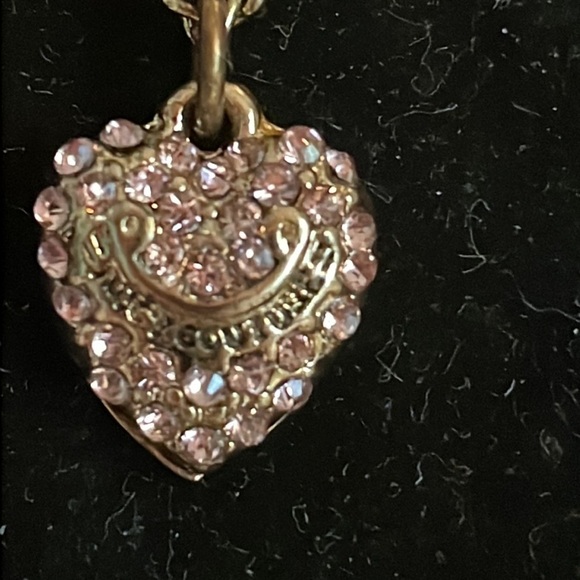 Triple strand gold tone necklace w/3-0.5” prong set Austrian crystal pendants - Picture 4 of 14